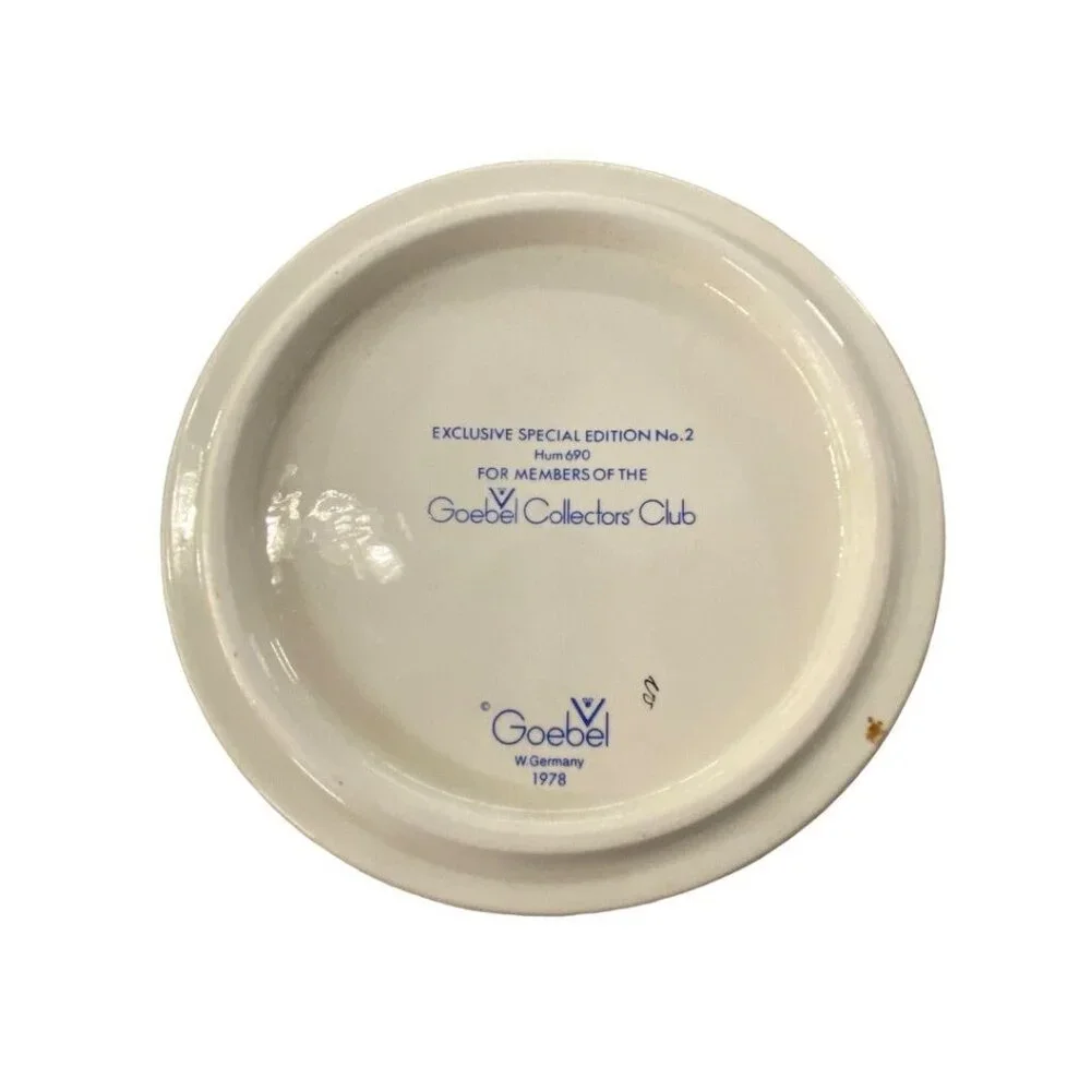 Goebel Collectors Club Member Plate Special Edition No 2 Hum690 1978